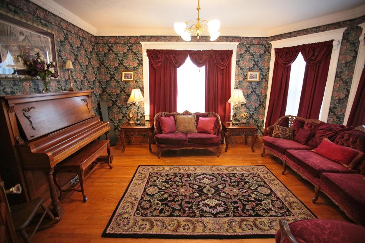 Twin Peaks B&B Mindemoya Esterno foto